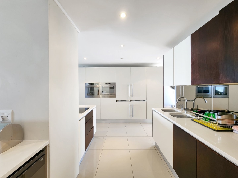 4 Bedroom Property for Sale in Beachfront Western Cape